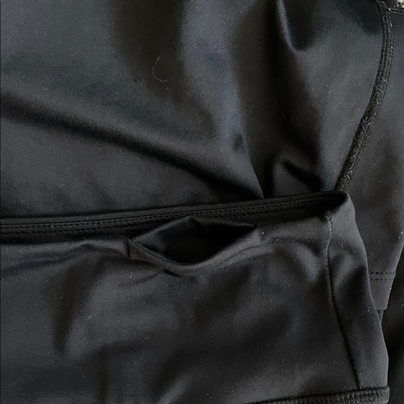 Zyia Active High and Tight Leggings with Pockets - 2 pair - Picture 5 of 6